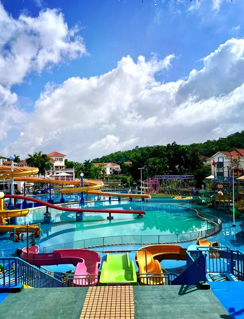 水樂園要穿拖鞋嗎