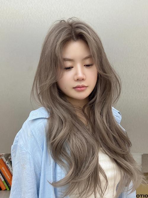 奶茶色是什麼顏色