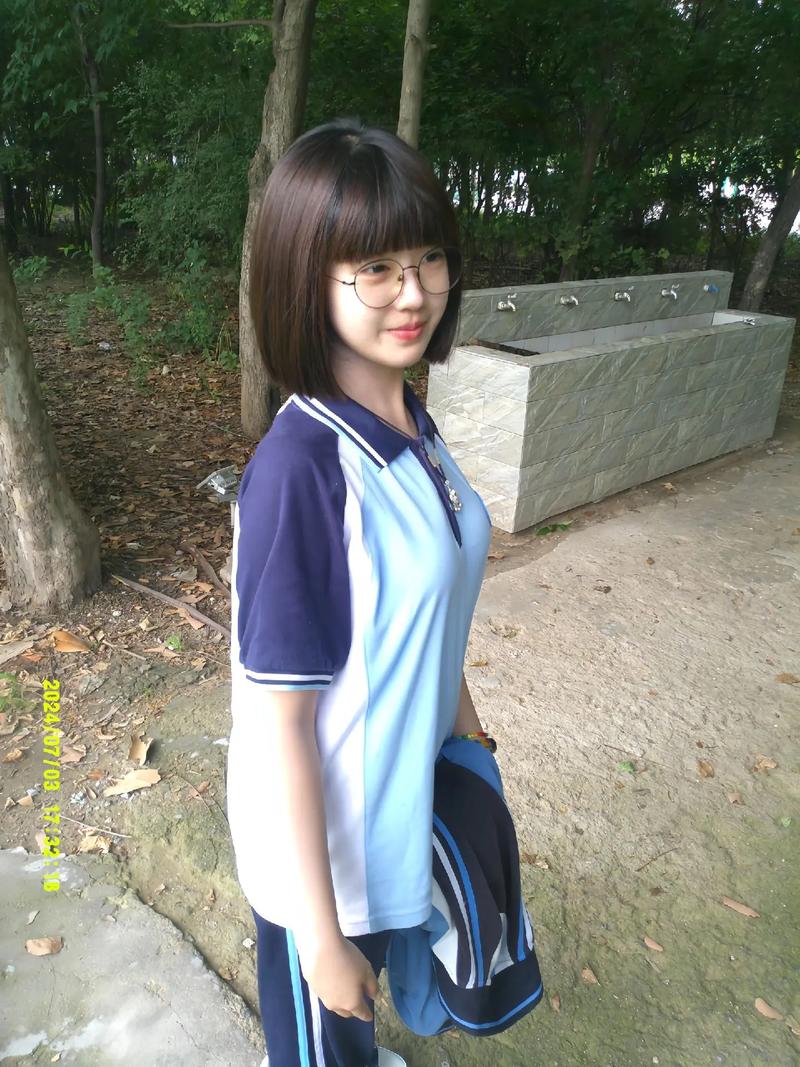 板橋高中校服:從歷史傳承到穿搭美學的深度解析與學生心聲 3 板橋高中校服