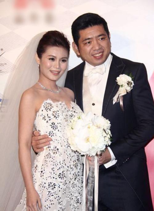 許效舜跟老婆差幾歲