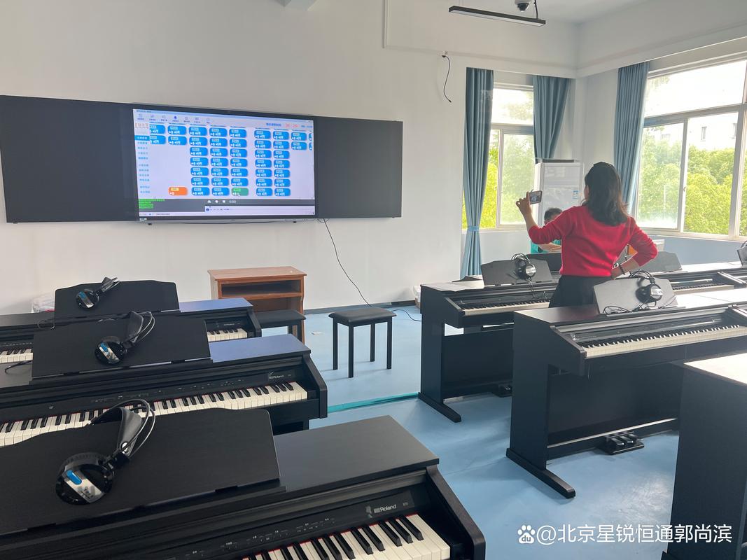 高中音樂課上什麼