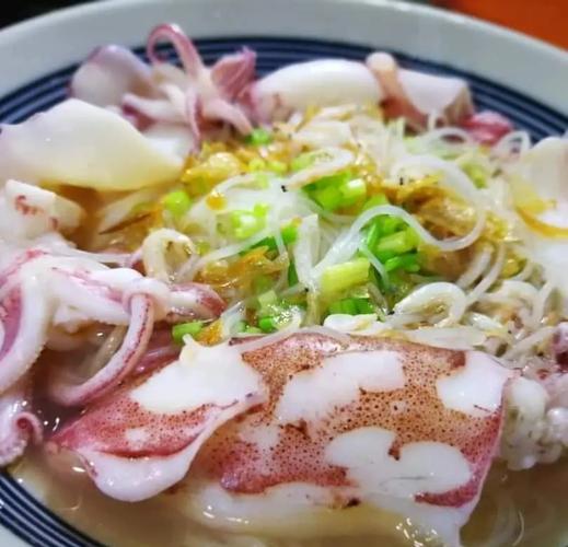 芋頭小卷米粉怎麼煮?鮮甜濃郁海陸交織,新手也能做出宴客級美味! 3 芋頭小卷米粉怎麼煮