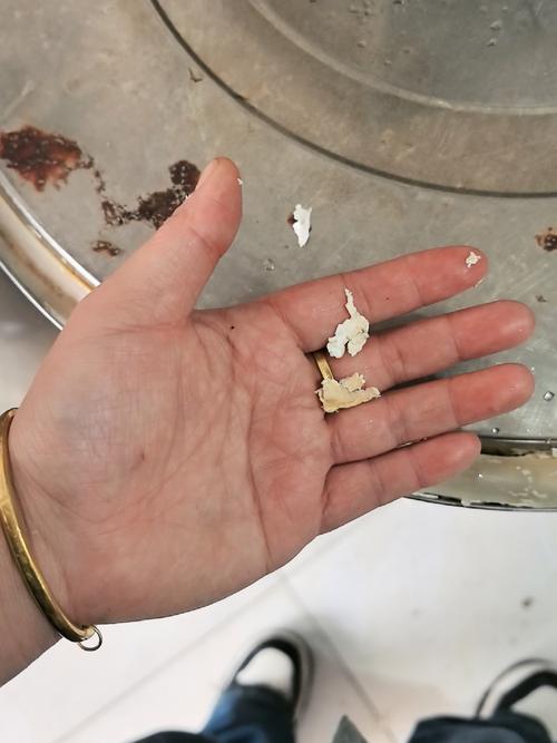 把發泡膠條放在通了電的鐵線圈上會怎樣:深入探討電磁感應、熱效應與材料科學的奧秘 3 把發泡膠條放在通了電的鐵線圈上會怎樣