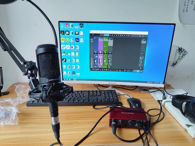 唱歌電腦:從數位發聲到情感共鳴,解鎖人工智慧的歌喉潛力 1 唱歌電腦