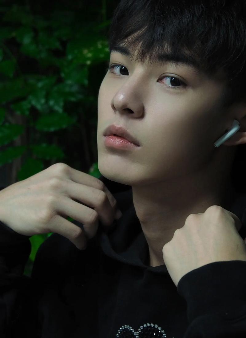 天蠍b型男