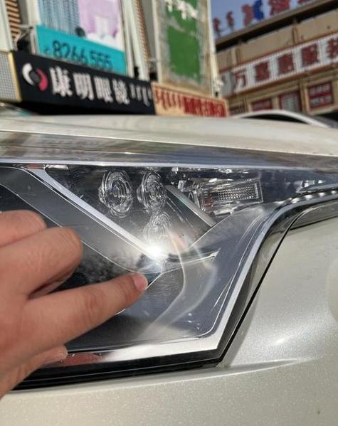 汽車大燈有水氣正常嗎