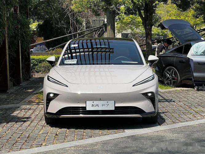 五門掀背車是什麼?從定義、優勢到選購指南,深度解析掀背車的奧秘! 3 五門掀背車是什麼