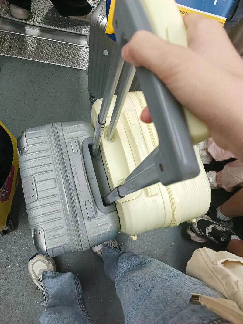 一個人可以帶幾個行李箱