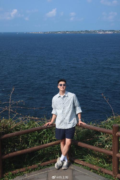 男生去海邊穿什麼