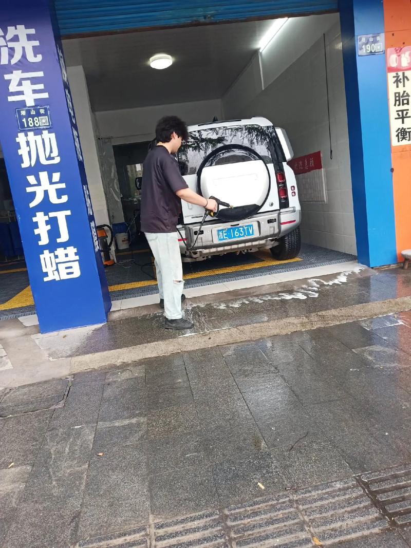 早上可以洗車嗎?洗車最佳時機與注意事項全解析 1 早上可以洗車嗎