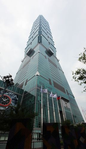 101大樓多少米