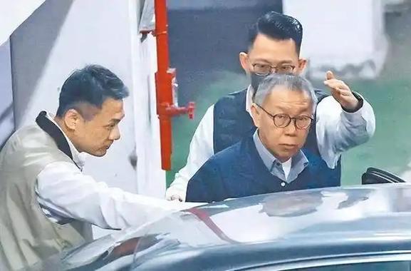 柯文哲起訴了嗎