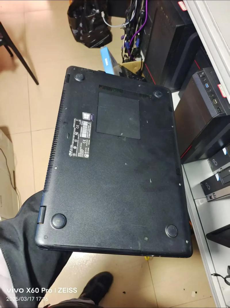 ASUS筆電聲音很小