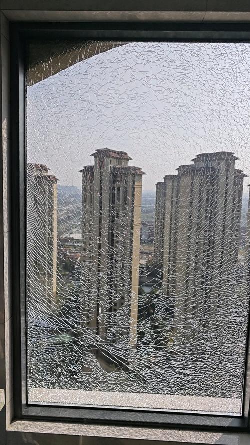 強化玻璃打的破嗎