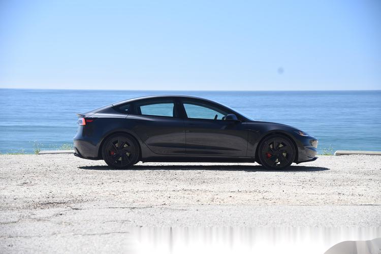 台灣 Model 3 哪裡製造?揭開 Tesla 國產化真相與在地化供應鏈深度解析 1 台灣Model3哪裡製造