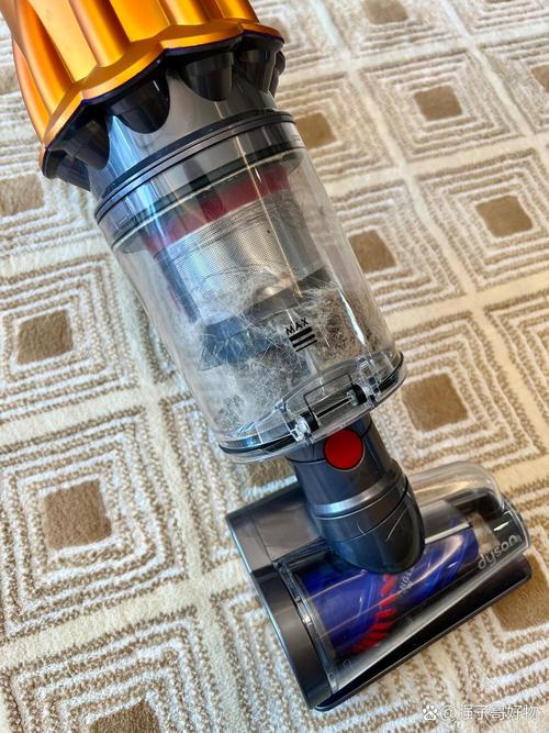 Dyson V12 濕拖版保固多久?一次搞懂註冊、維修流程與延長秘訣 1 Dysonv12保固多久