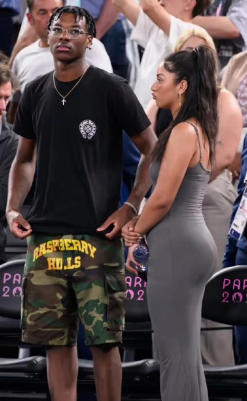 詹姆士的老婆是誰?深入解析詹姆士的家庭關係與情感世界 3 詹姆士的老婆是誰