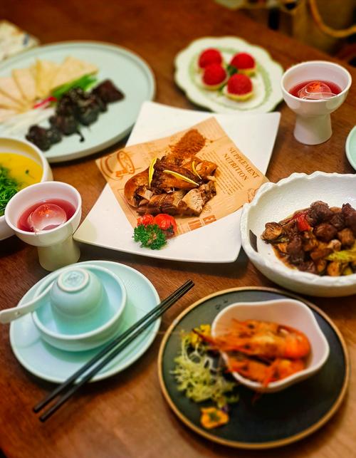 101裡面有飯店嗎