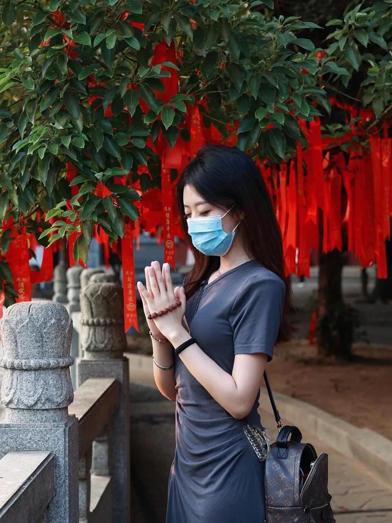 拍肩膀運氣