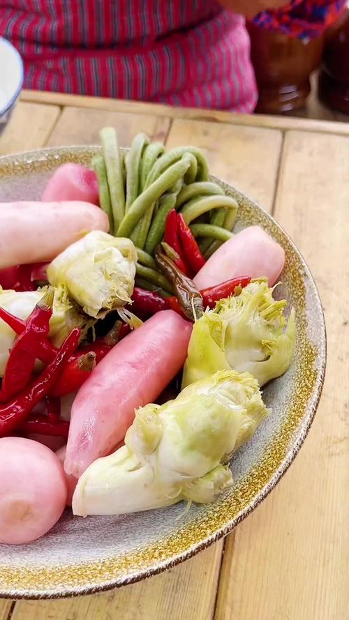 泡菜酸了能吃嗎