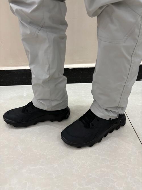 甚麼是休閒鞋
