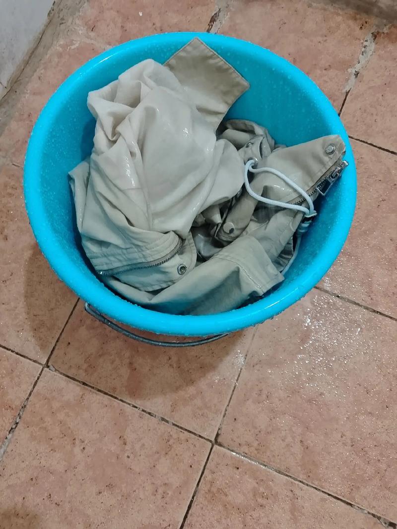 七月晚上不能洗衣服嗎?揭開夏夜洗衣的迷思與實用指南 1 七月晚上不能洗衣服嗎