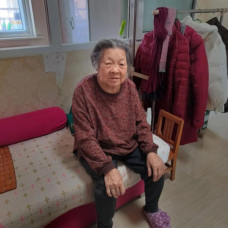 為什麼家裡有人過世不能剪頭髮