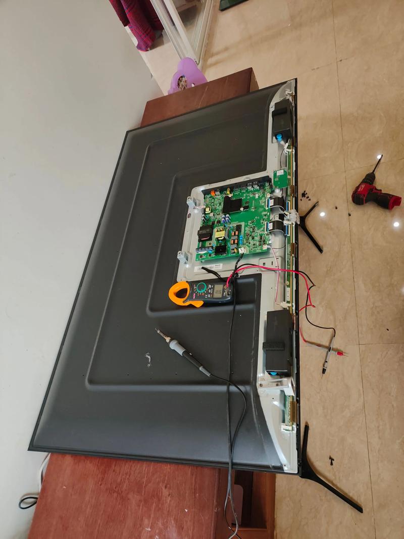 液晶電視面板如何清潔:告別模糊視界,重拾清晰視野的終極指南 3 液晶電視面板如何清潔