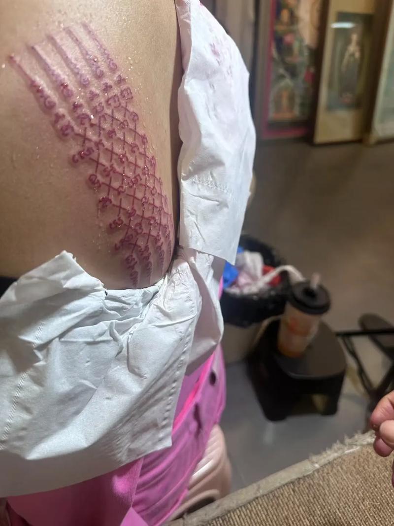 什麼樣的人不能刺青?避開這些禁忌,讓美麗紋身不再是遺憾 1 什麼樣的人不能刺青